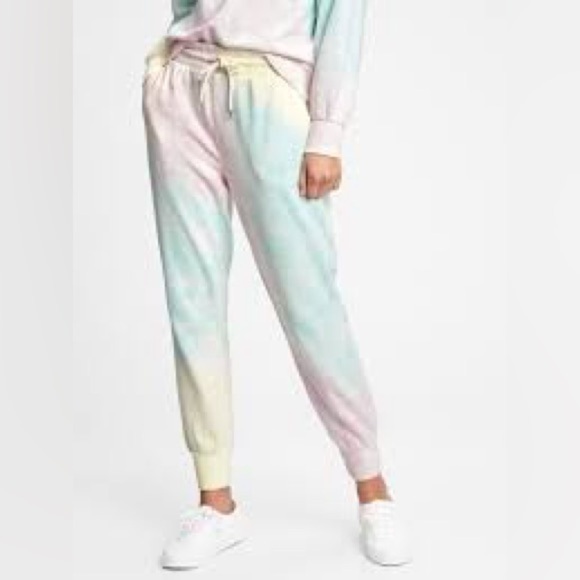 GAP Vintage Soft Tie Dye  Cuff Joggers - Picture 3 of 13